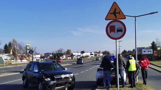 ? Trzy samochody zderzyły się na DK28