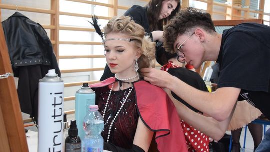 Turniej fryzjerski w „Szpetnarze”. Jury miało trudny wybór [ZDJĘCIA]