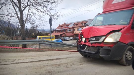? Tylawa/DK19. Zderzenie pojazdów niedaleko nowej remizy OSP KSRG Tylawa