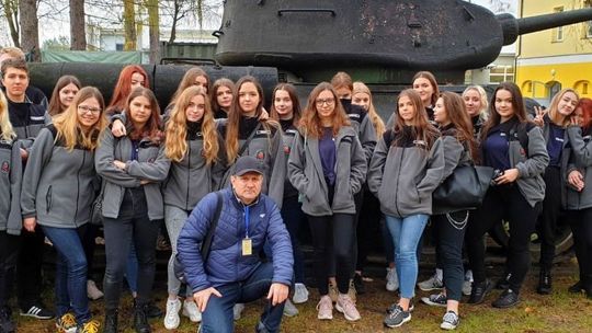 Uczniowie z Naftówki odwiedzili 3. Podkarpacką Brygadę Obrony Terytorialnej