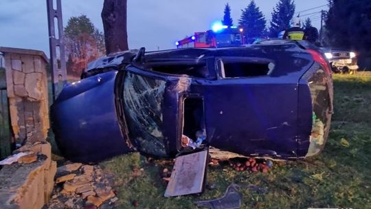 ? Ustrobna/DW990: Zjechała volkswagenem z drogi. W pojeździe 10-miesięczne dziecko