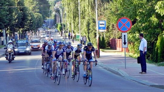 Uwaga kierowcy! Utrudnienia podczas wyścigu kolarskiego