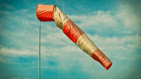 Uwaga! Kolejny alert RCB dotyczący silnego wiatru