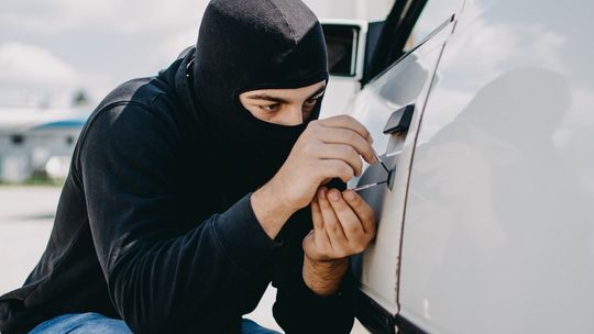 Uwaga! Motoryzacyjni złodzieje kradną je na potęgę. I wcale nie chodzi o katalizatory
