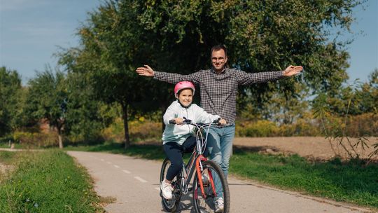 VeloDunajec z dzieckiem:  jak wybrać rodzinny odcinek, zaplanować powrót i nie przecenić możliwości najmłodszych?