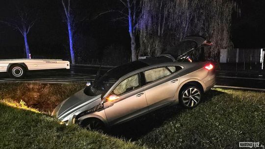 Iwonicz. Pijany 46-latek wjechał do rowu