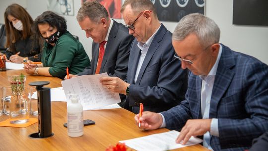 W krośnieńskiej uczelni powstaną studia dualne na kierunku "Automatyka i robotyka"