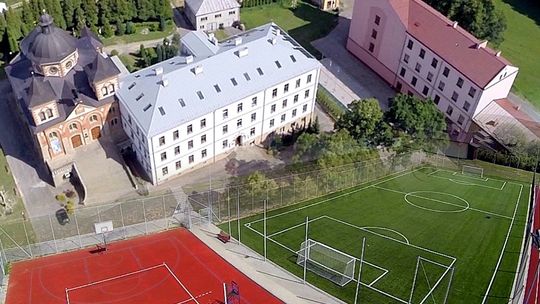 W Miejscu Piastowym dla nauczycieli, pracowników administracji i mediów - Rekolekcje Wielkopostne