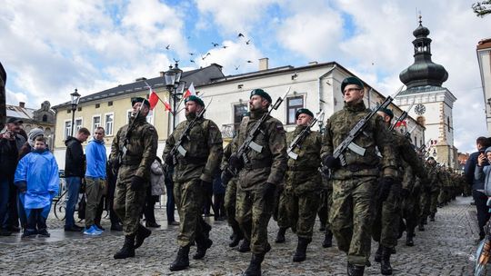 W niedzielę przysięga ponad 100 terytorialsów na krośnieńskim rynku. Utrudnienia w ruchu