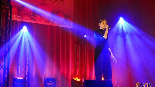 W Rogach śpiewali Kolędy i Pastorałki. Koncert laureatów