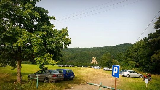 W Rudawce Rymanowskiej jest parking. Koniec zostawiania samochodów przy drodze