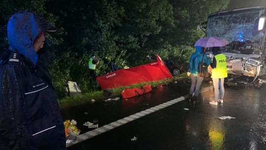 W wypadku pod Gliwicami zginęło 9 osób. Większość ofiar to mieszkańcy Podkarpacia