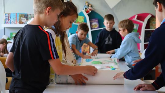 Wakacje z książką i nie tylko. Letnia oferta Krośnieńskiej Biblioteki Publicznej