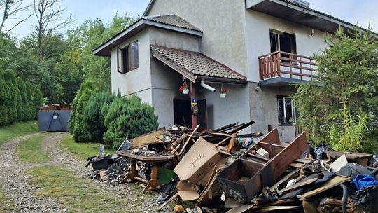 Walka o życie i odbudowę: apel strażaka Kamila o pomoc po tragicznym pożarze
