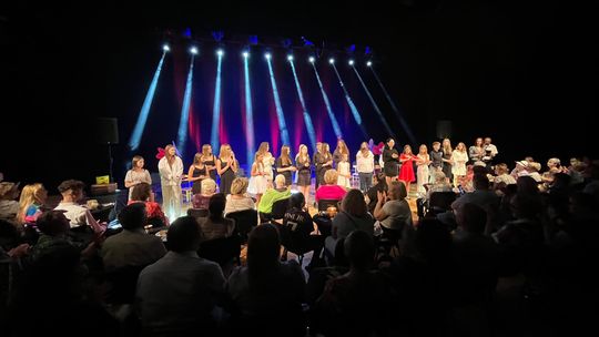 "Wieczorek dla Mam… z niespodzianką". Koncert charytatywny dla Antosia już 22 maja!