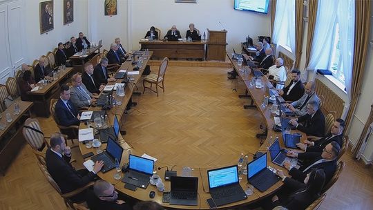 Większość radnych Krosna przeciwna transmisjom z posiedzeń komisji Większość radnych Krosna przeciwna transmisjom z posiedzeń komisji