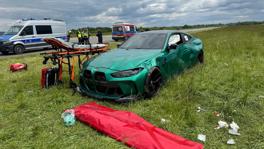 Wjechał w tłum ludzi podczas imprezy motoryzacyjnej. Policja prosi o nagrania ze śmigłowca