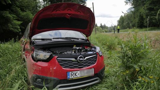 WOLA NIŻNA: Dachowanie Opla. Kierująca w szpitalu