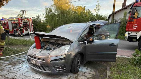 Wróblik Szlachecki. Pożar Citroena