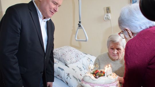 Wyjątkowy jubileusz mieszkanki Krosna. Pani Czesława Kolanko kończy 100 lat