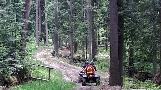 Wypadek przy wodospadzie w Komborni. Quadowcy pomogli w ewakuacji rannego