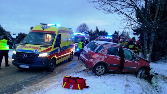 Wypadek samochodowy w Świerzowej Polskiej