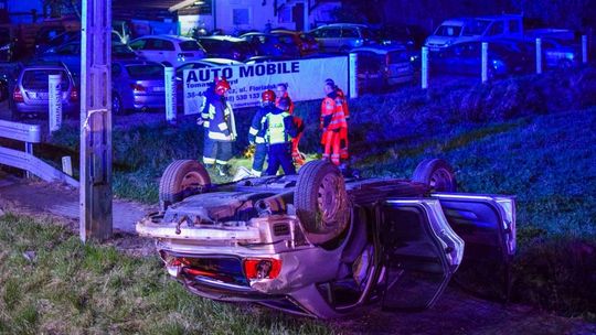 Wypadek w Iwoniczu: Areszt dla kierowcy. Pasażer nadal w ciężkim stanie