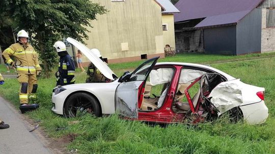 Wypadek w Węglówce. Ranna kobieta [AKTUALIZACJA 2]