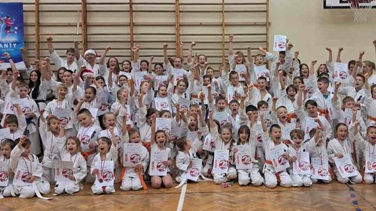 XIII Mikołajkowe Mistrzostwa Krośnieńskiego Klubu Kyokushin Karate