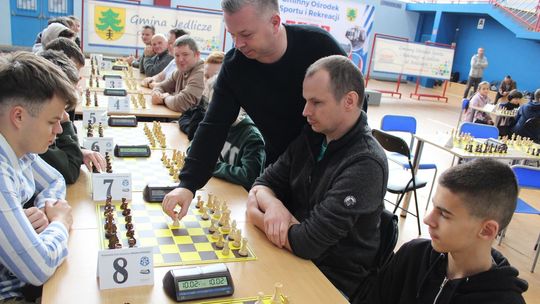 XVII Otwarty Turniej Szachowy z okazji Narodowego Święta Niepodległości w Jedliczu