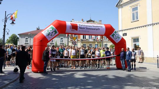 XXV Krośnieński Bieg Konstytucji i XII Zawody Nordic Walking [ZDJĘCIA]