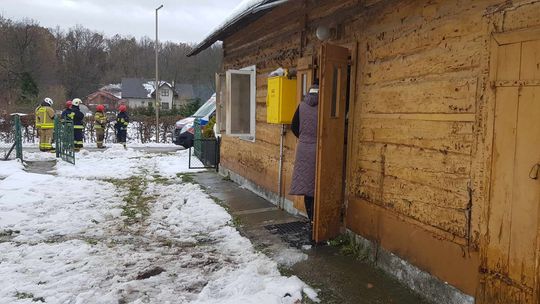 Zalesie. Nieprzytomny mężczyzna potrzebował pomocy