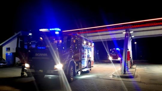 ZBOISKA: Pożar instalacji elektrycznej na stacji paliw