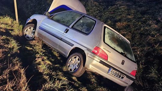 Zdarzenie drogowe na DK19 w Zalesiu