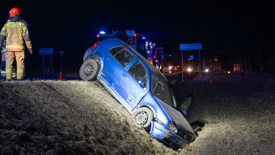 Zdarzenie drogowe na granicy Komborni i Woli Komborskiej na DK19