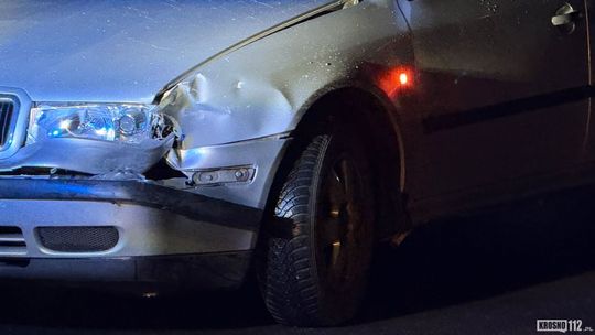 Zdarzenie drogowe na skrzyżowaniu w Krośnie Zdarzenie drogowe na skrzyżowaniu w Krośnie