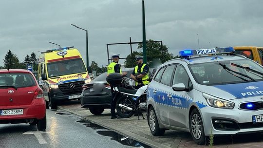 Zdarzenie drogowe z udziałem jednośladu na ul. Zręcińskiej