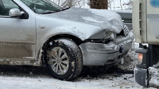 Zdarzenie dwóch pojazdów na Asnyka