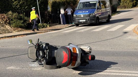 Zdarzenie na Korczyńskiej. Ranny kierujący skuterem trafił do szpitala