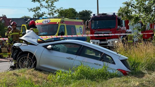 Zderzenie czołowe samochodów w Milczy na Leśnej
