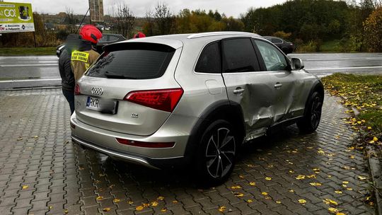 Zderzenie dwóch samochodów na DK28 w Krośnie