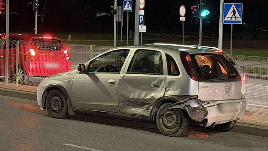 Zderzenie dwóch samochodów na DK28 w Krośnie Zderzenie dwóch samochodów na DK28 w Krośnie