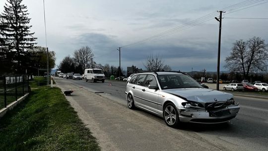 Zderzenie dwóch samochodów na DK28 w Miejscu Piastowym