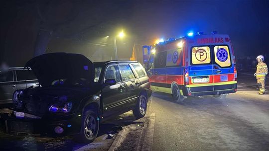 Zderzenie dwóch samochodów w Głębokiem