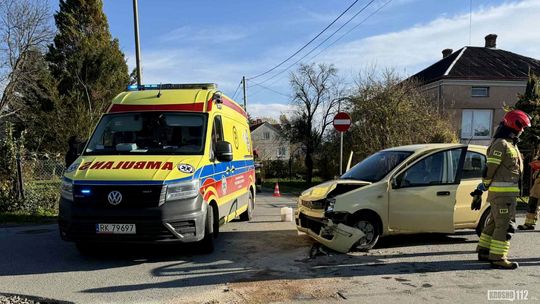 Zderzenie Fiata z Peugeotem w Jedliczu