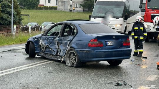 Zderzenie MANa, Opla i BMW w Iwoniczu na DK28