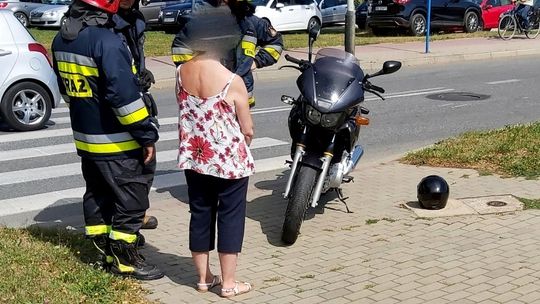 Zderzenie motocyklisty i samochodu niedaleko krośnieńskich basenów