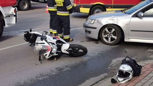 ? Zderzenie osobówki i motocykla na Tysiąclecia
