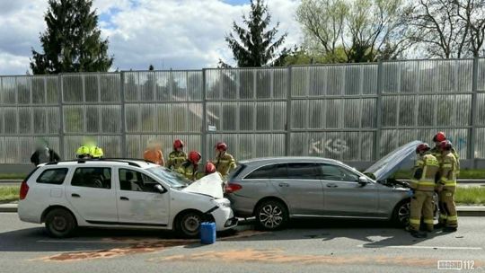 Zderzenie samochodów na Podkarpackiej