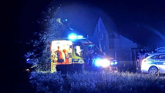 Nocny wypadek w Potoku. 18-latka w Seacie potrąciła rowerzystę
